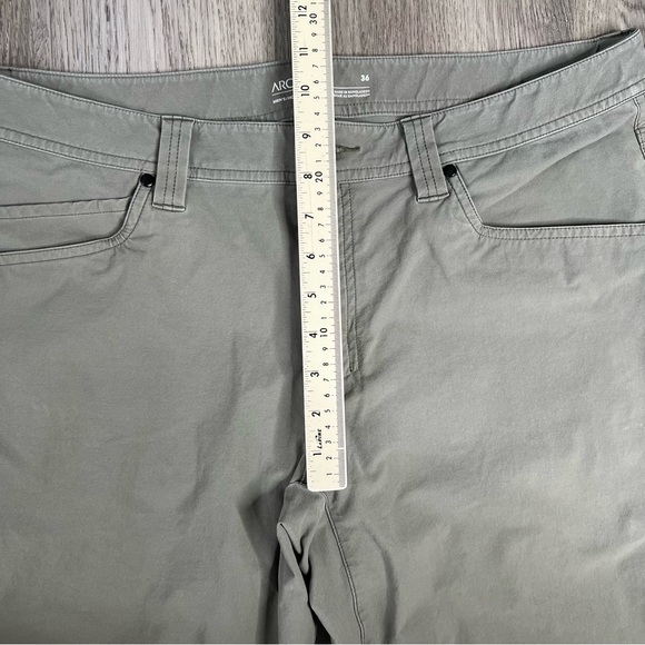ARC'TERYX Levon Pants Men’s 36x32 Green Performance DWR Stretch Outdoors Hiking - Picture 9 of 10